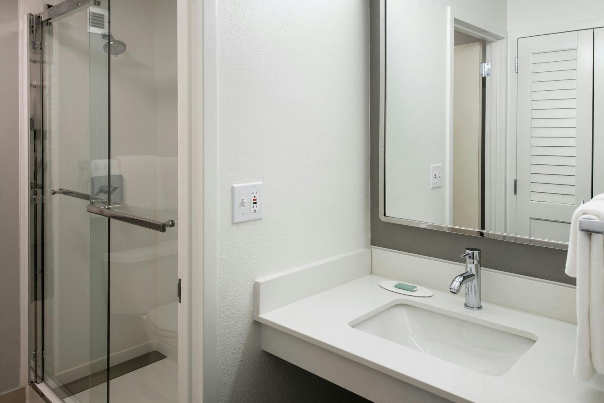 Courtyard By Marriott Annapolis